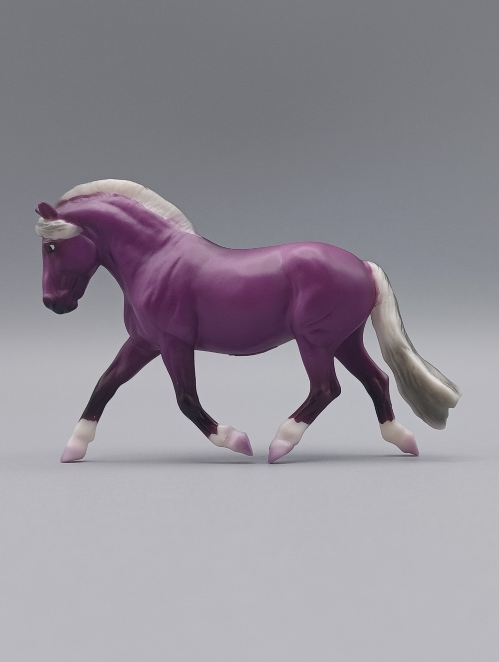 Breyer Avant Garde